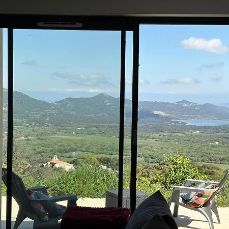 Bella Vista 아파트 *